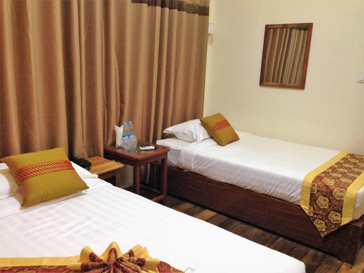Kyaw Myanmar Hotel Gyeiktaw Exterior foto